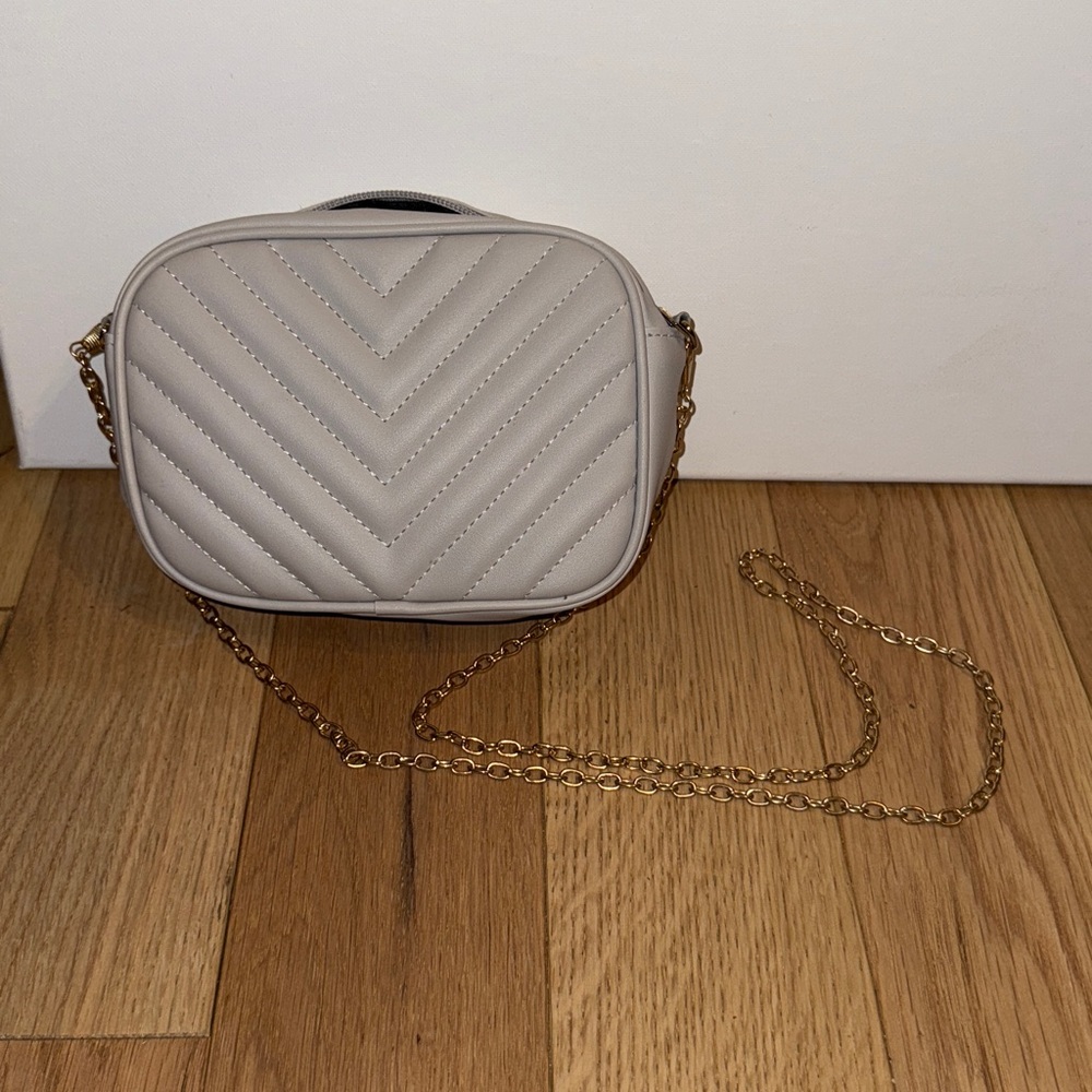 Elegant Gray Quilted Crossbody Bag